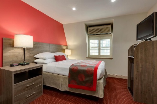 Ramada by Wyndham Oakland Downtown City Center image 10