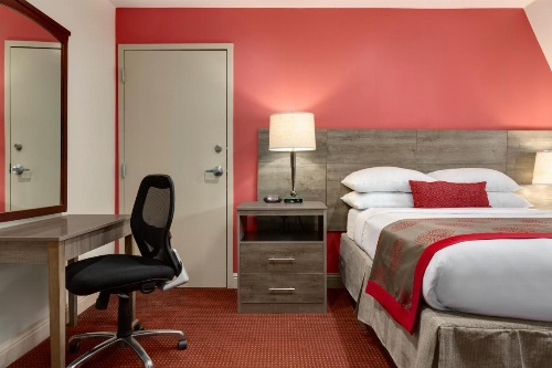 Ramada by Wyndham Oakland Downtown City Center image 12