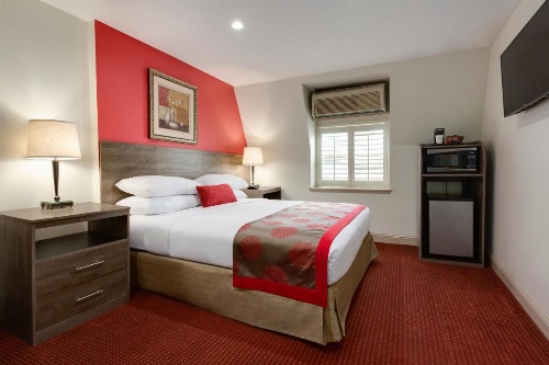 Ramada by Wyndham Oakland Downtown City Center image 14