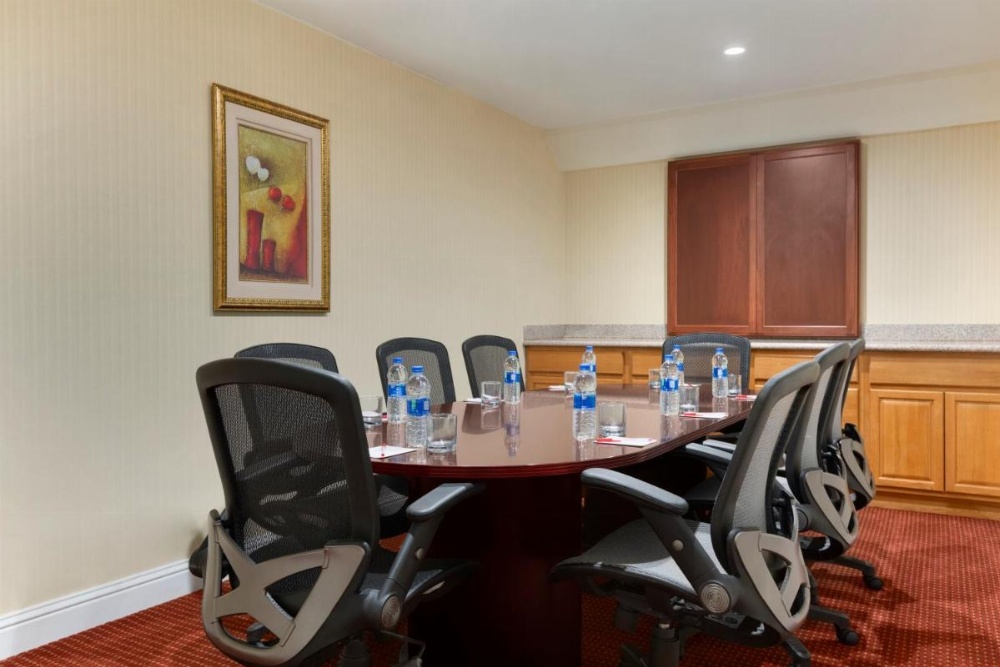 Ramada by Wyndham Oakland Downtown City Center Image 25
